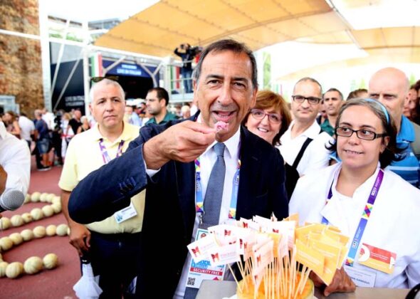 [Short] Beppe Sala: Basta gelato dopo la mezzanotte