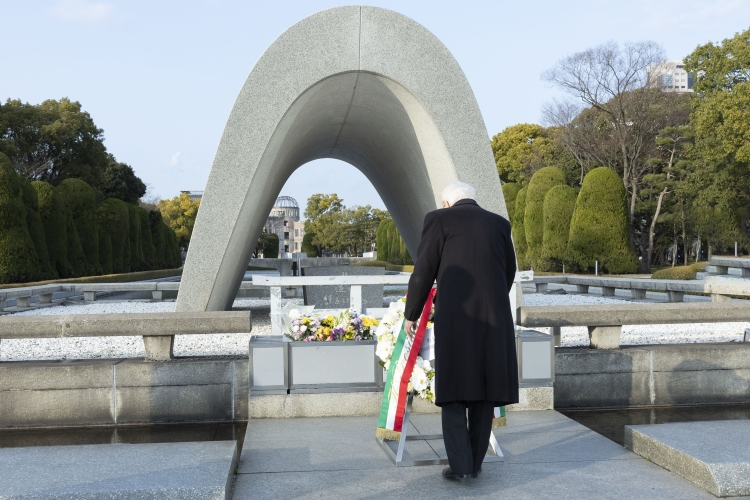 Sergio Mattarella e i crimini di guerra